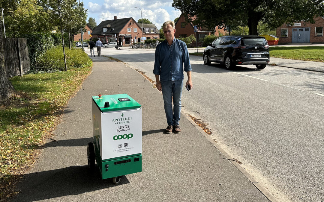 Hugo ska hjälpa till med transporter